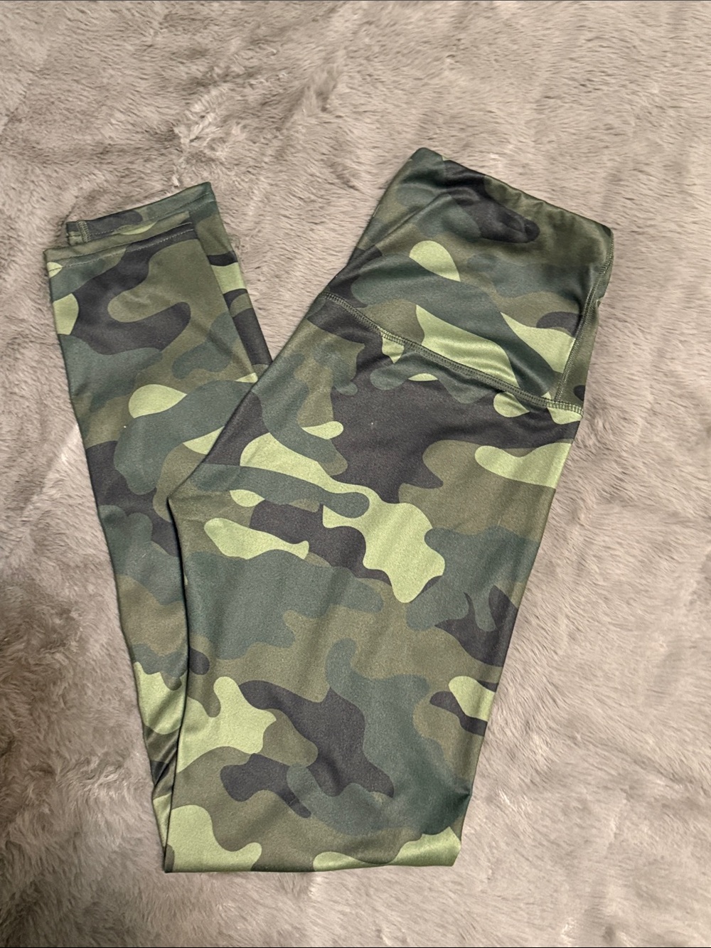 Swiss Brand High-Rise Camo Print Leggings - Green Camo
